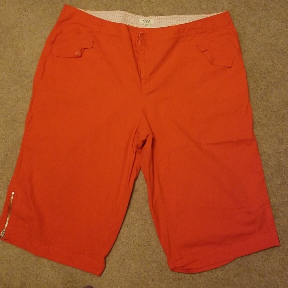 Capri shorts